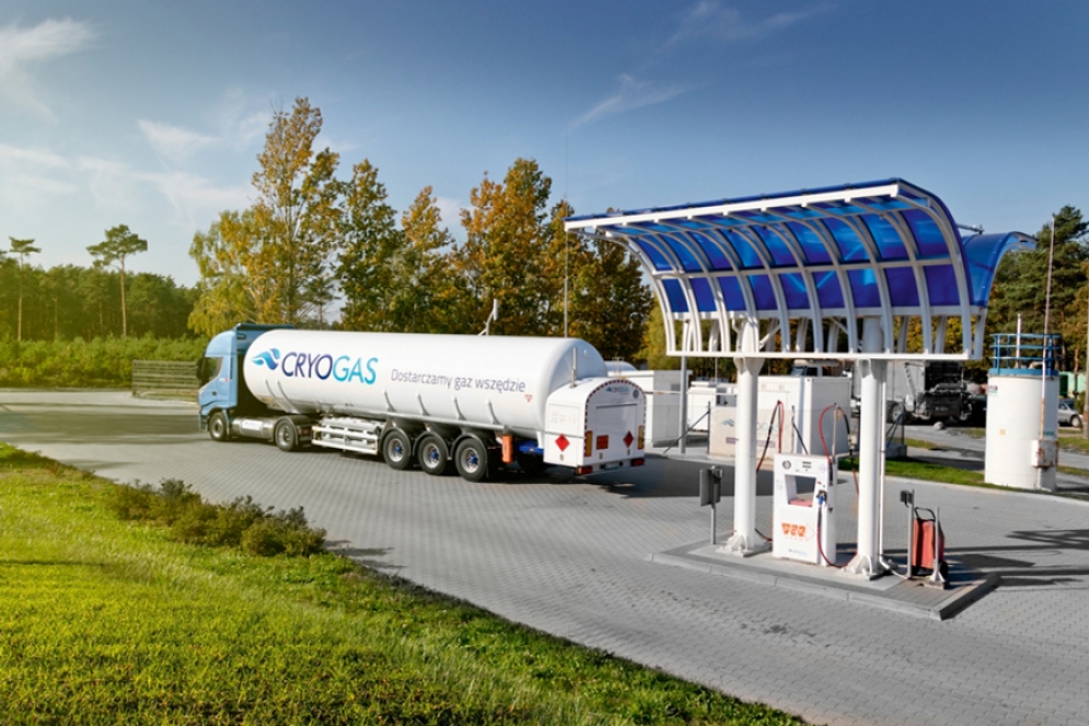 LNG - nowe paliwo  dla przemysłu i pojazdów