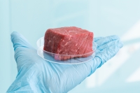 Przełomowa decyzja FDA dla mięsa z laboratorium